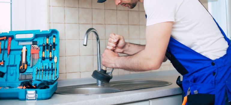 kitchen sink clog - drain cleaning